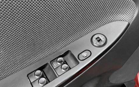 Hyundai Solaris II рестайлинг, 2012 год, 750 000 рублей, 17 фотография