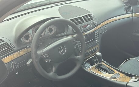 Mercedes-Benz E-Класс, 2007 год, 1 040 000 рублей, 10 фотография