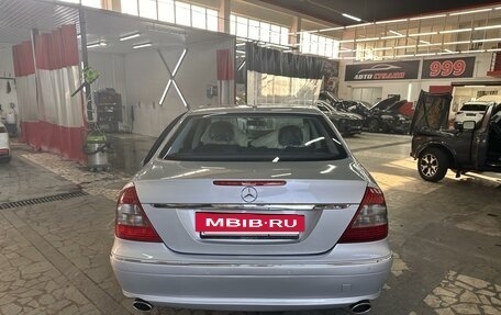 Mercedes-Benz E-Класс, 2007 год, 1 040 000 рублей, 8 фотография