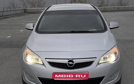 Opel Astra J, 2012 год, 790 000 рублей, 3 фотография