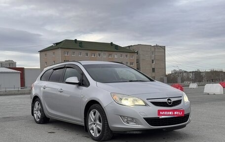 Opel Astra J, 2012 год, 790 000 рублей, 2 фотография