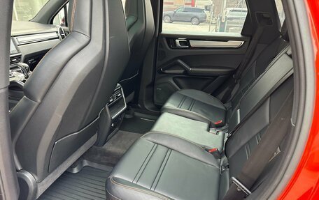 Porsche Cayenne III, 2019 год, 9 000 000 рублей, 13 фотография