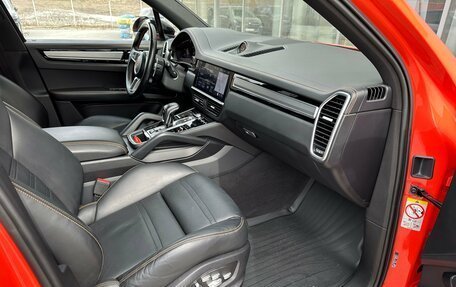 Porsche Cayenne III, 2019 год, 9 000 000 рублей, 17 фотография