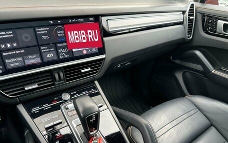 Porsche Cayenne III, 2019 год, 9 000 000 рублей, 25 фотография