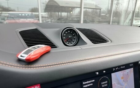 Porsche Cayenne III, 2019 год, 9 000 000 рублей, 26 фотография