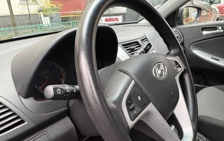 Hyundai Solaris II рестайлинг, 2012 год, 975 000 рублей, 8 фотография