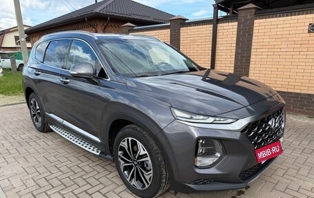 Hyundai Santa Fe IV, 2018 год, 3 000 000 рублей, 2 фотография