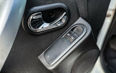 Nissan Terrano III, 2014 год, 950 000 рублей, 13 фотография