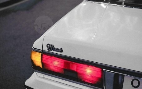 Toyota Mark II VIII (X100), 1988 год, 400 000 рублей, 18 фотография