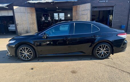 Toyota Camry, 2021 год, 3 500 000 рублей, 7 фотография