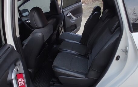 Toyota Verso I, 2012 год, 1 430 000 рублей, 18 фотография