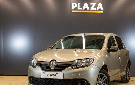 Renault Sandero II рестайлинг, 2015 год, 689 000 рублей, 1 фотография