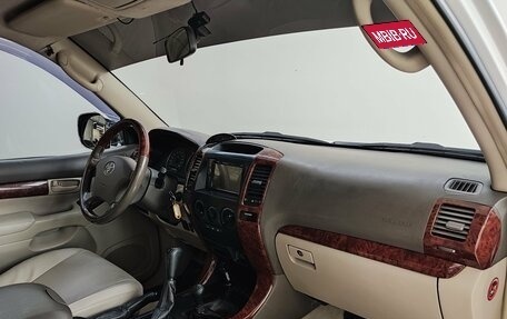 Toyota Land Cruiser Prado 120 рестайлинг, 2004 год, 1 975 000 рублей, 19 фотография