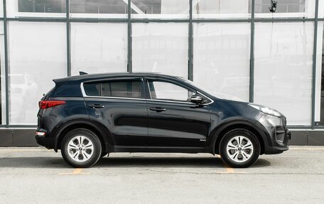 KIA Sportage IV рестайлинг, 2017 год, 1 750 000 рублей, 8 фотография