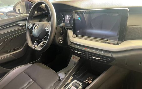 Skoda Octavia IV, 2022 год, 1 600 000 рублей, 8 фотография