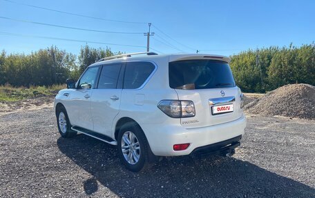 Nissan Patrol, 2011 год, 2 700 000 рублей, 4 фотография