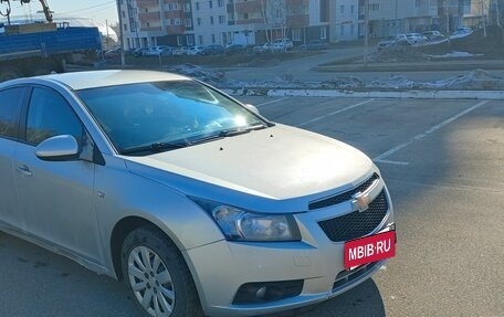 Chevrolet Cruze II, 2011 год, 710 000 рублей, 6 фотография