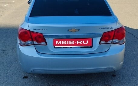 Chevrolet Cruze II, 2011 год, 710 000 рублей, 7 фотография