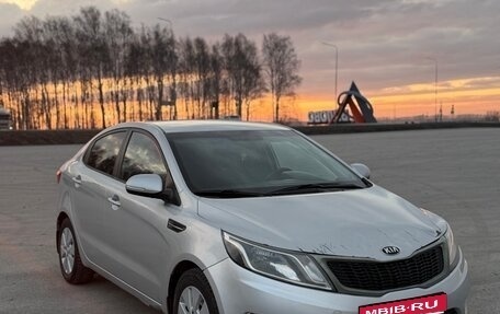 KIA Rio III рестайлинг, 2013 год, 630 000 рублей, 2 фотография