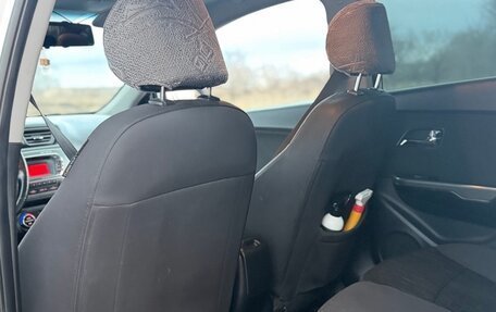 KIA Rio III рестайлинг, 2013 год, 630 000 рублей, 14 фотография