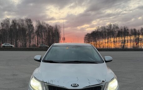 KIA Rio III рестайлинг, 2013 год, 630 000 рублей, 18 фотография