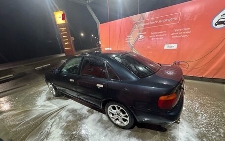 Audi A4, 1999 год, 250 000 рублей, 3 фотография