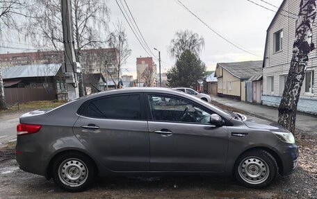 KIA Rio III рестайлинг, 2015 год, 930 000 рублей, 4 фотография