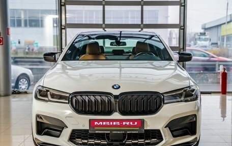 BMW 5 серия, 2021 год, 4 468 000 рублей, 2 фотография