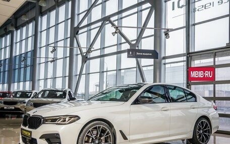 BMW 5 серия, 2021 год, 4 468 000 рублей, 3 фотография