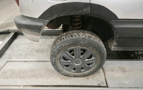 Chevrolet Niva I рестайлинг, 2003 год, 250 000 рублей, 11 фотография