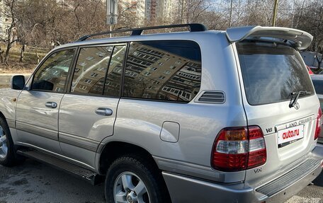 Toyota Land Cruiser 100 рестайлинг 2, 2006 год, 2 080 000 рублей, 4 фотография