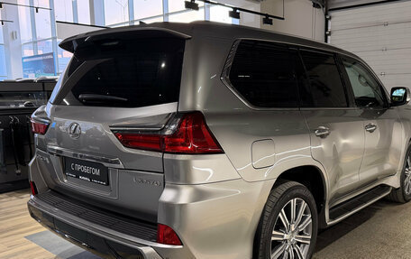 Lexus LX III, 2017 год, 6 499 000 рублей, 5 фотография