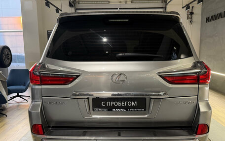 Lexus LX III, 2017 год, 6 499 000 рублей, 6 фотография