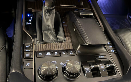 Lexus LX III, 2017 год, 6 499 000 рублей, 16 фотография