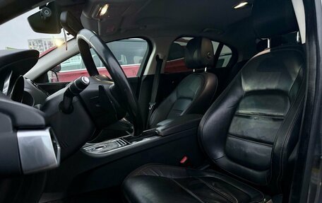 Jaguar XE I рестайлинг, 2015 год, 1 599 000 рублей, 12 фотография