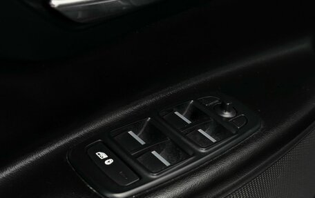 Jaguar XE I рестайлинг, 2015 год, 1 599 000 рублей, 10 фотография