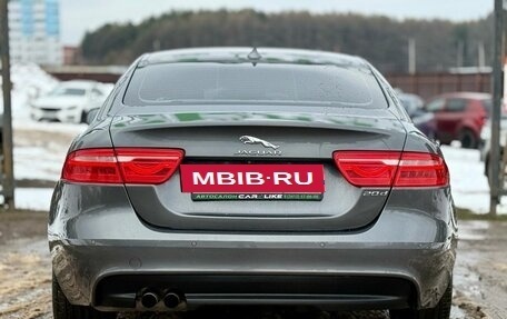 Jaguar XE I рестайлинг, 2015 год, 1 599 000 рублей, 6 фотография