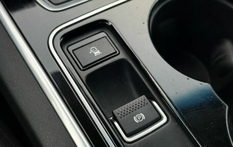 Jaguar XE I рестайлинг, 2015 год, 1 599 000 рублей, 24 фотография