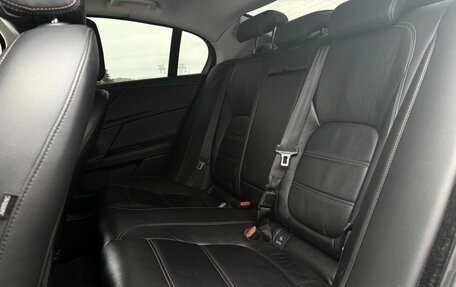 Jaguar XE I рестайлинг, 2015 год, 1 599 000 рублей, 27 фотография