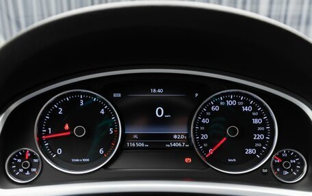 Volkswagen Touareg III, 2012 год, 3 049 000 рублей, 30 фотография