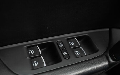 Volkswagen Touareg III, 2012 год, 3 049 000 рублей, 21 фотография