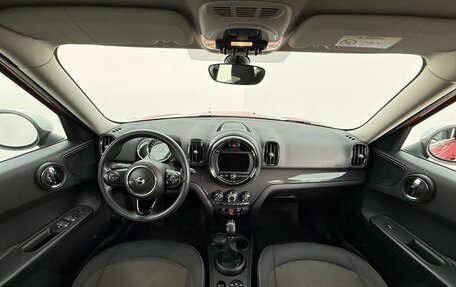 MINI Countryman II (F60), 2018 год, 2 200 000 рублей, 10 фотография