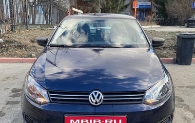 Volkswagen Polo VI (EU Market), 2014 год, 800 000 рублей, 1 фотография
