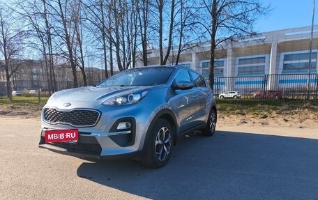 KIA Sportage IV рестайлинг, 2021 год, 2 640 000 рублей, 1 фотография