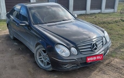 Mercedes-Benz E-Класс, 2004 год, 599 000 рублей, 1 фотография