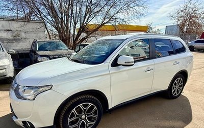 Mitsubishi Outlander III рестайлинг 3, 2014 год, 2 200 000 рублей, 1 фотография