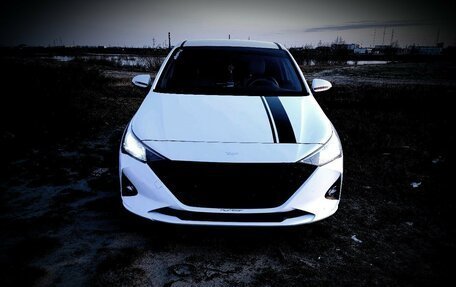 Hyundai Solaris II рестайлинг, 2021 год, 1 550 000 рублей, 1 фотография