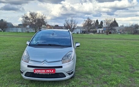 Citroen C4 Picasso II рестайлинг, 2008 год, 680 000 рублей, 1 фотография