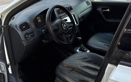 Volkswagen Polo VI (EU Market), 2015 год, 450 000 рублей, 13 фотография