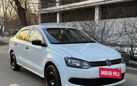 Volkswagen Polo VI (EU Market), 2015 год, 450 000 рублей, 6 фотография